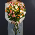 11 кустовых роз