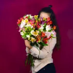 15 разноцветных альстромерий